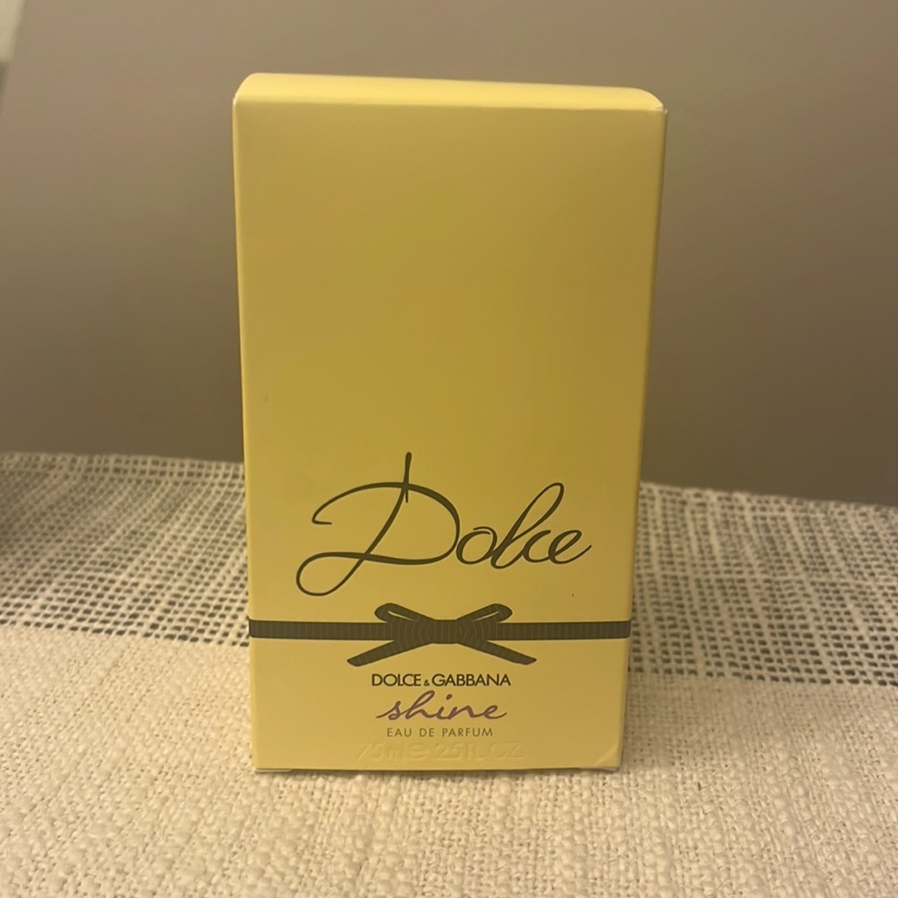 Dolce & Gabbana Eau de Parfum Shine Spray 2.5 fl oz